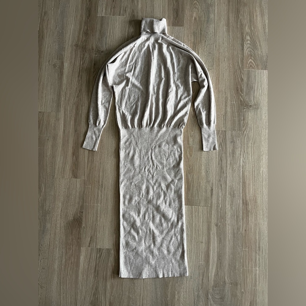Aritzia Babaton Women’s Bogart Midi Dress Birch - Size Small - Picture 4 of 10